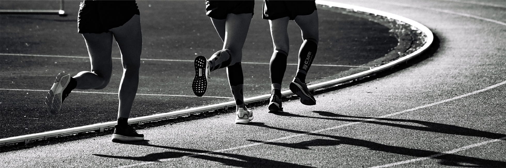 runners on althletics track